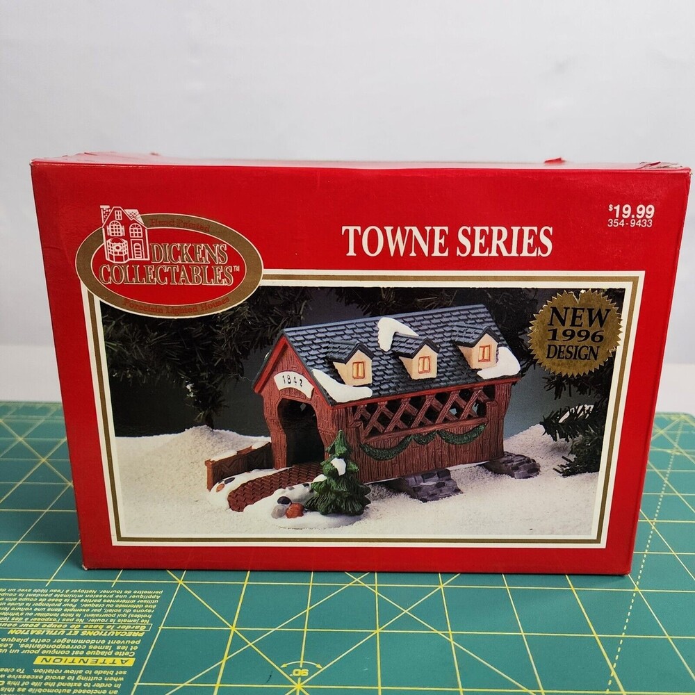 Dickens Collectables Towne Series 1842 Covered Bridge 1996 - Picture 2 of 10